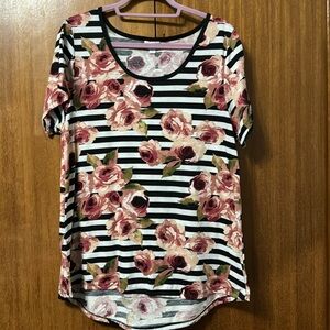 LuLaRoe Classic T
